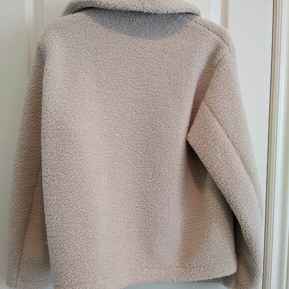 Uniqlo Fleece Button-up Jacket - Picture 2 of 3
